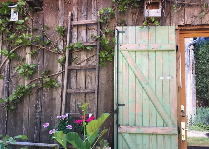 Bed And B Les Truffieres فندق مبيت وإفطار 3*